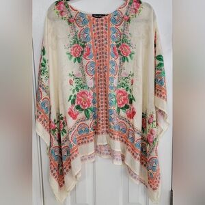 Tolani Collection Printed Top. Made in India.  Size Med